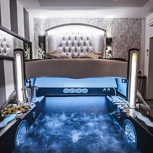 https://roma-damore.it-romehotels.com