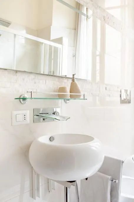 Exquisite Stay Via Crema Milan Italy